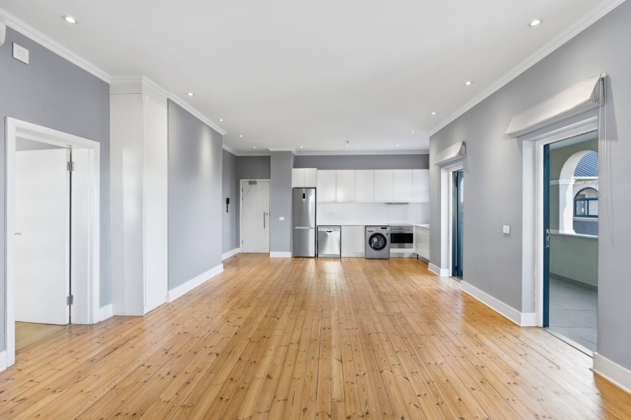 2 Bedroom Property for Sale in Green Point Western Cape